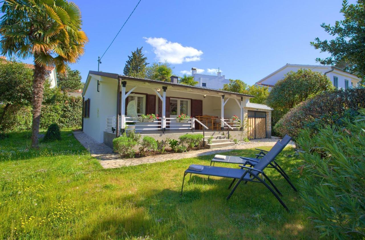 Вилла House Memento Малинска Экстерьер фото